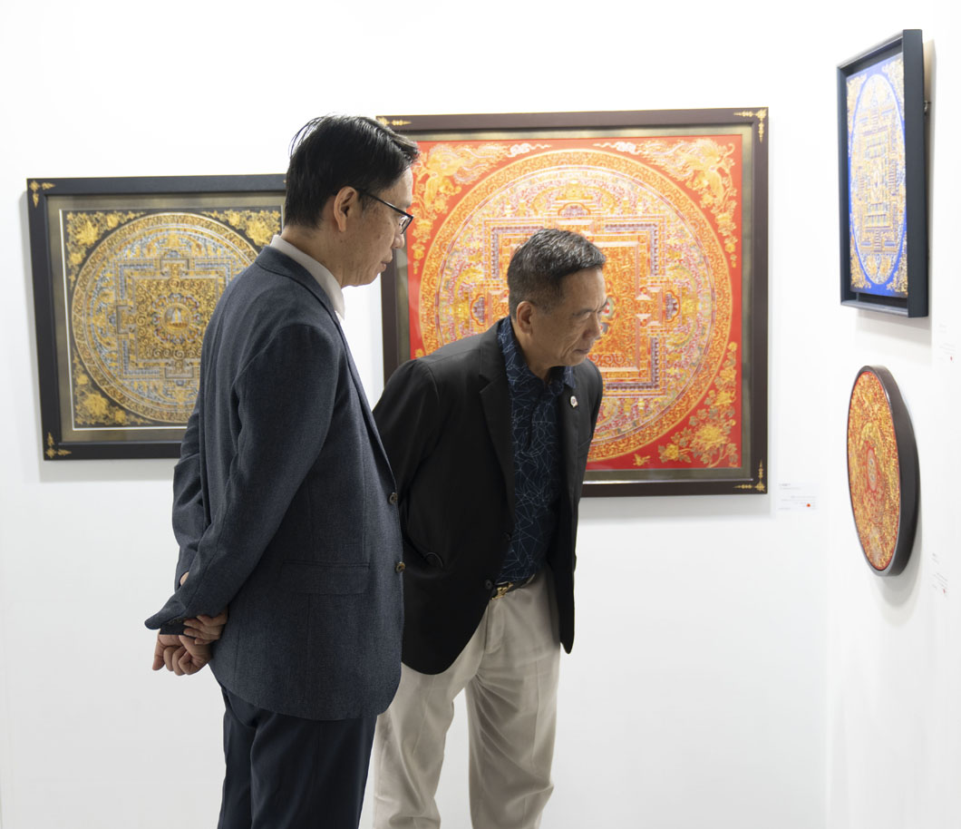artnews-2026-TechArtCollecting-01